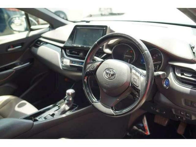 C-HR-9