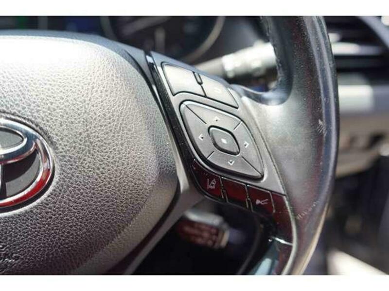 C-HR-13