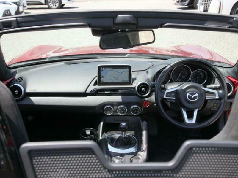 ROADSTER