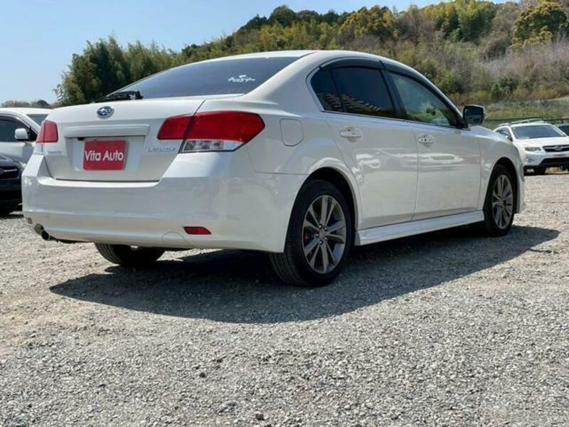 LEGACY B4