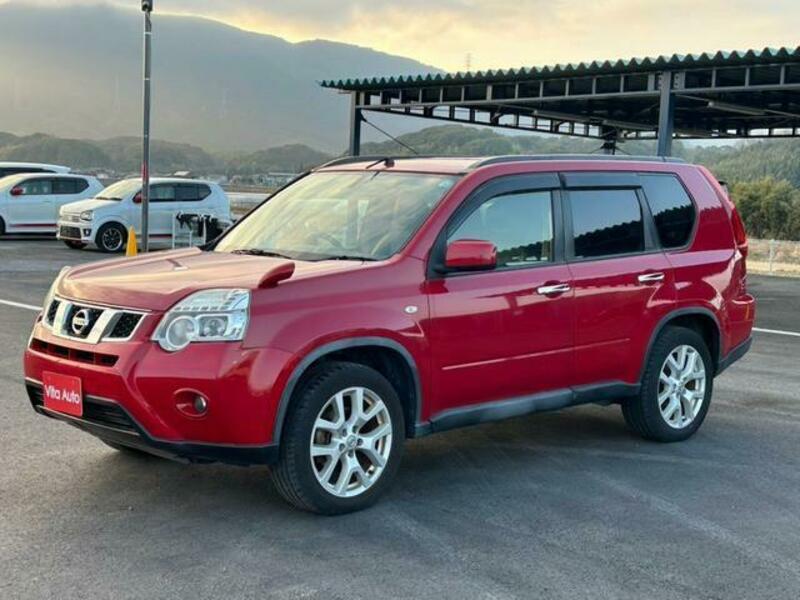 X-TRAIL