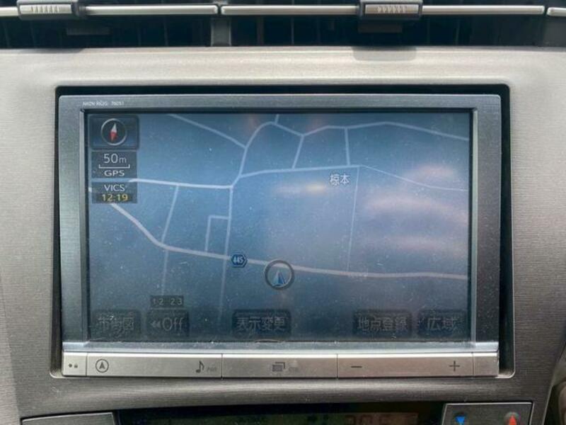PRIUS-8