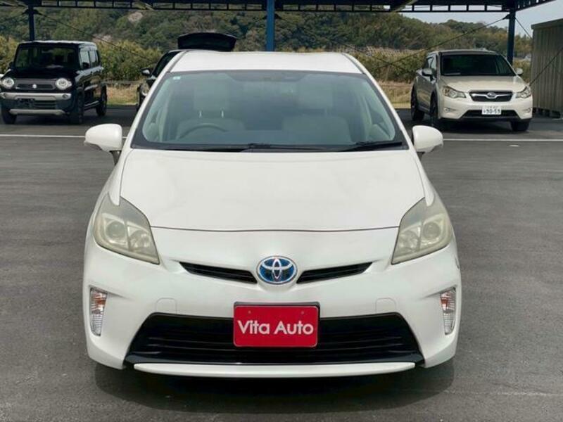 PRIUS-11