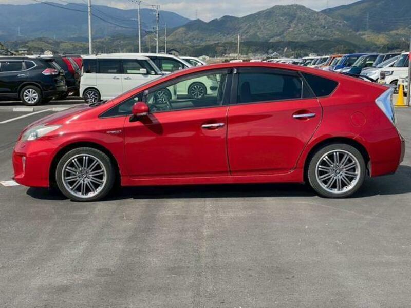 PRIUS-18