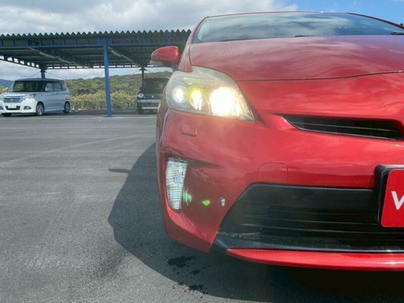 PRIUS-8