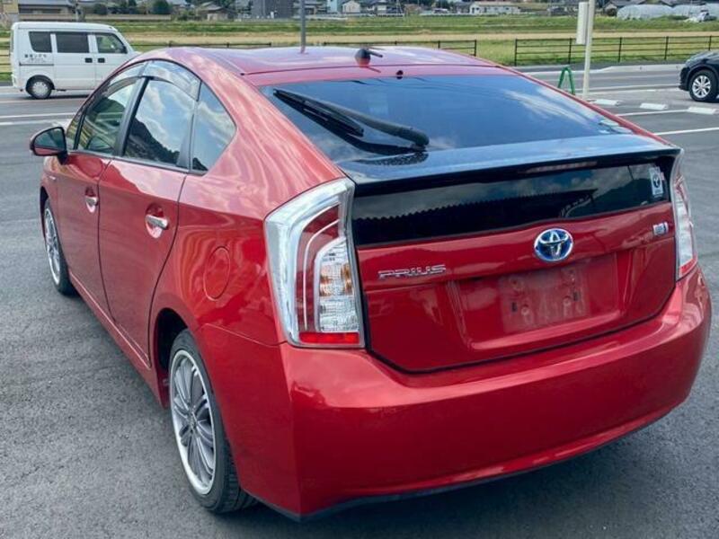 PRIUS-19