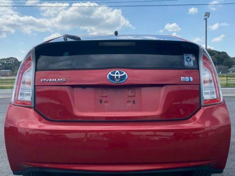 PRIUS-10