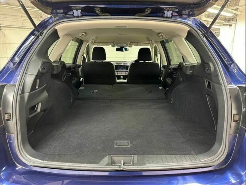 LEGACY OUTBACK-19