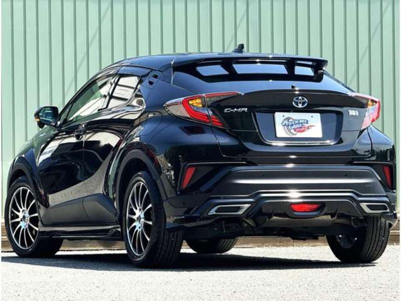 C-HR-9