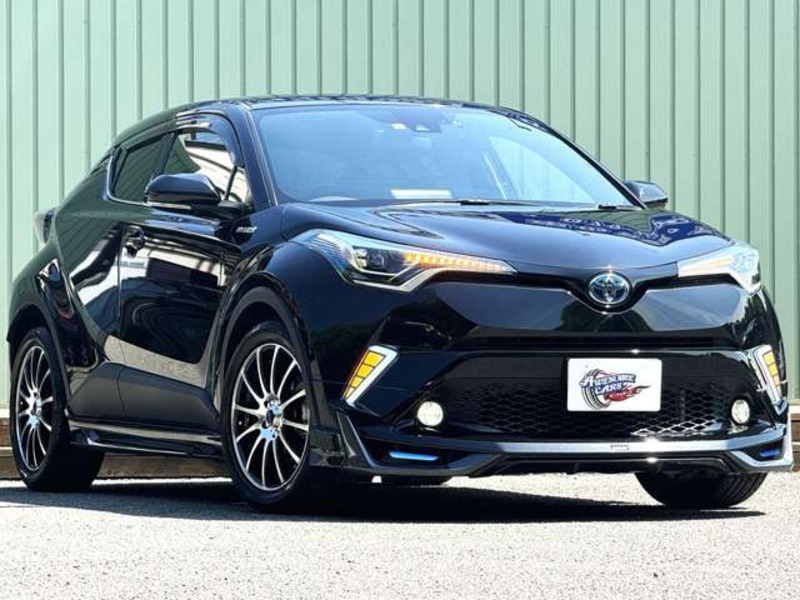 C-HR-8