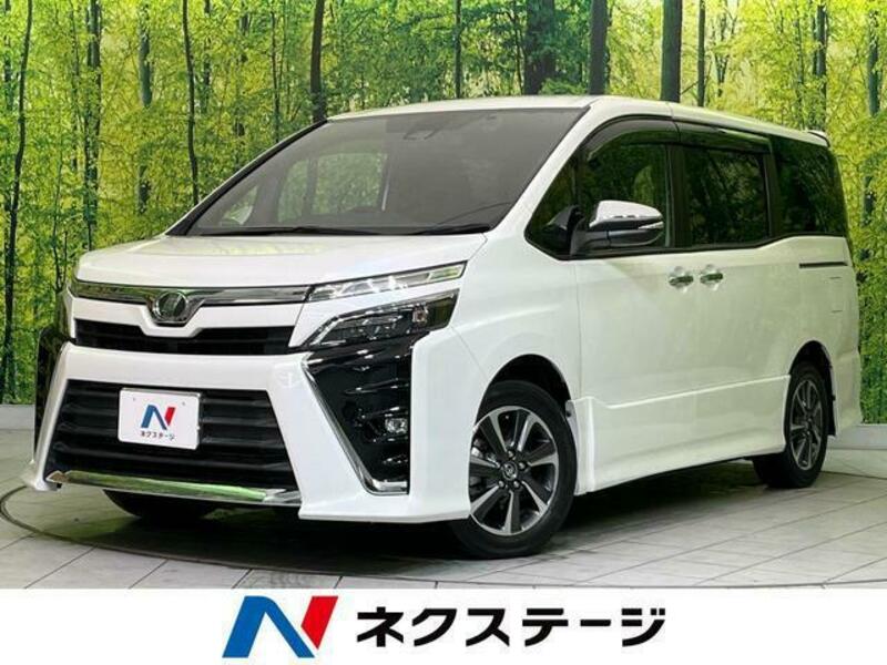 TOYOTA　VOXY