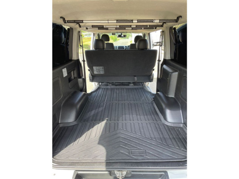 HIACE VAN-15
