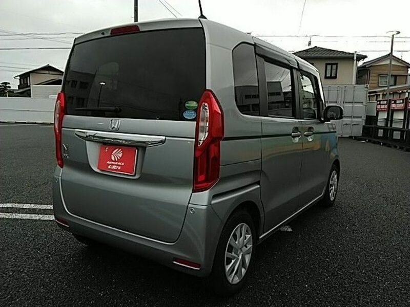 N BOX