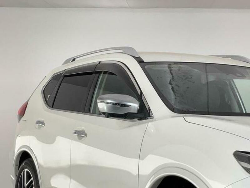 X-TRAIL-4