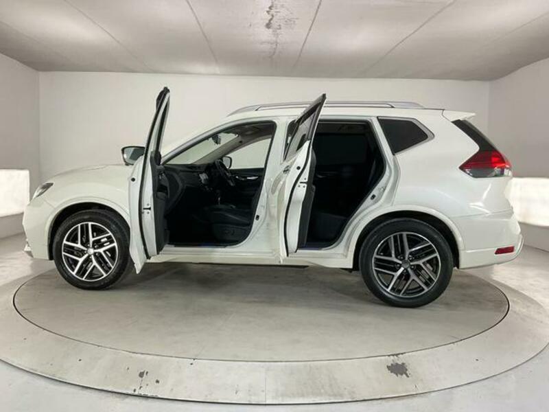X-TRAIL-6