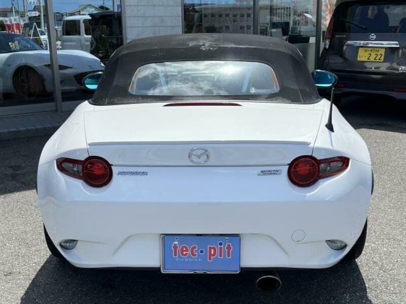 ROADSTER-6