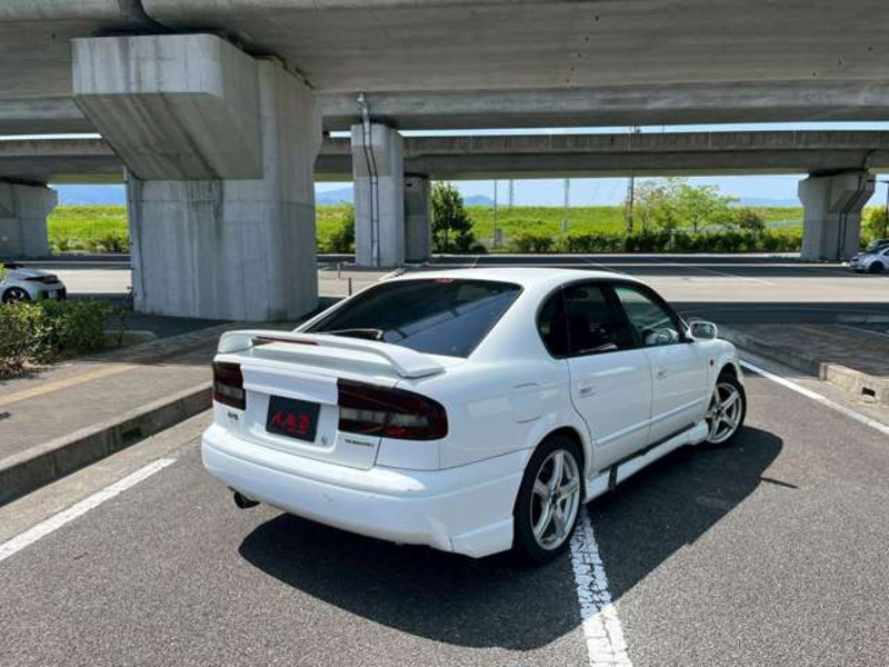 LEGACY B4