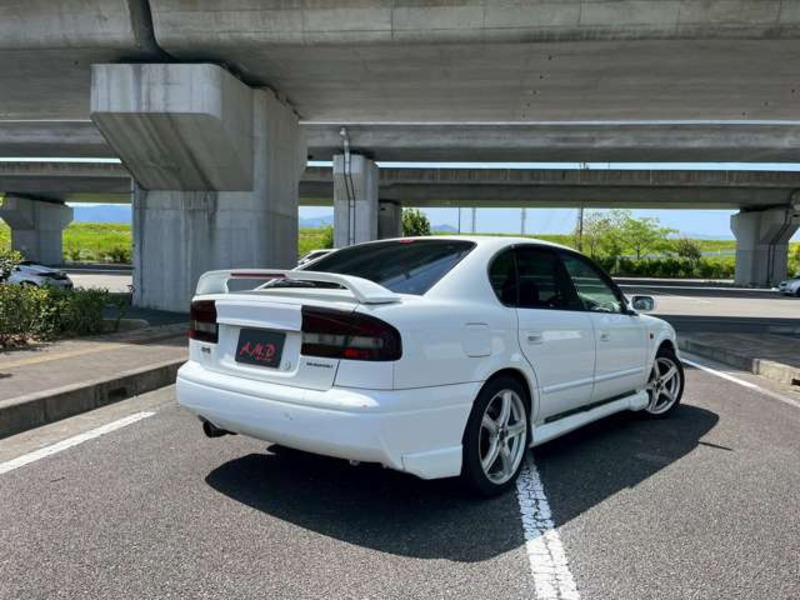 LEGACY B4