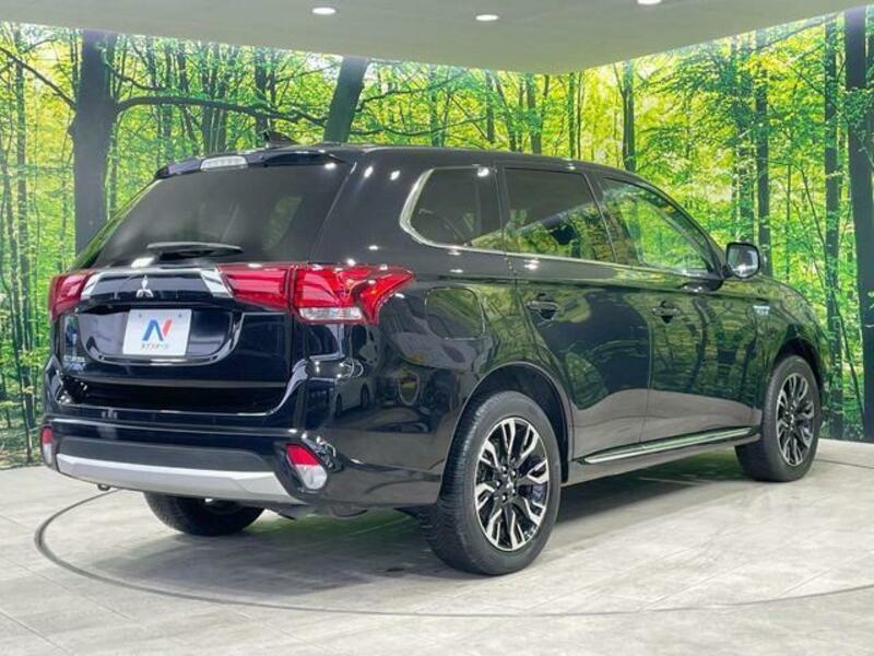 OUTLANDER PHEV