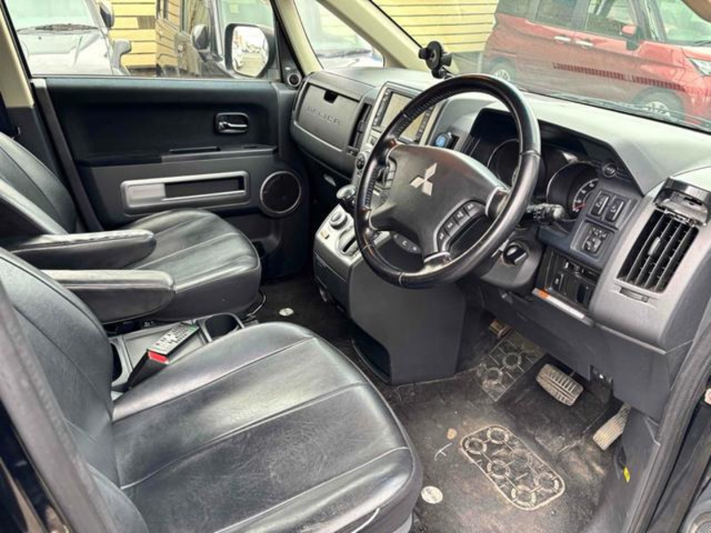 DELICA D5