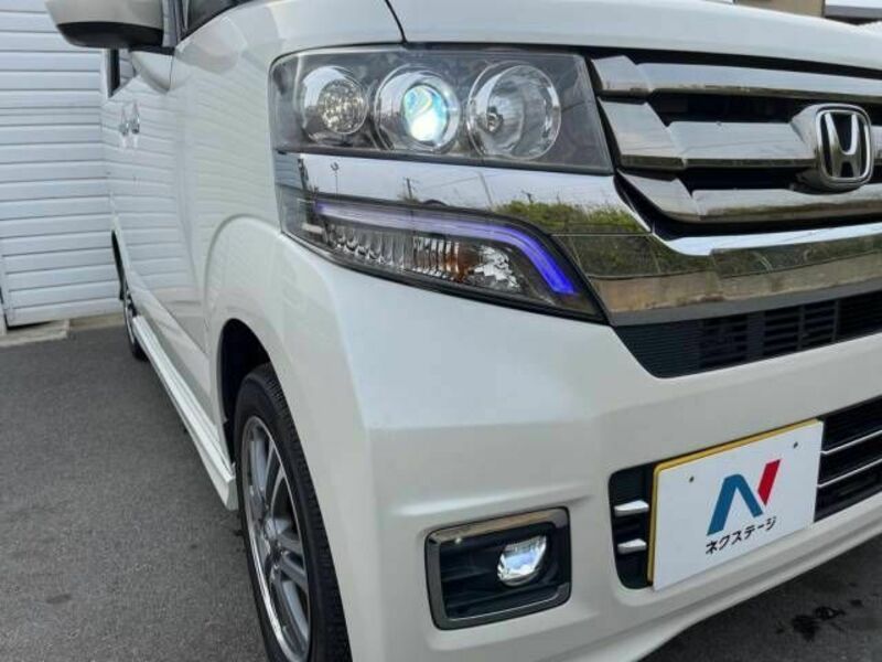 N BOX CUSTOM