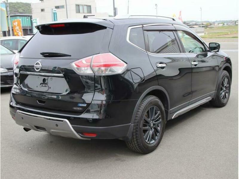 X-TRAIL-7
