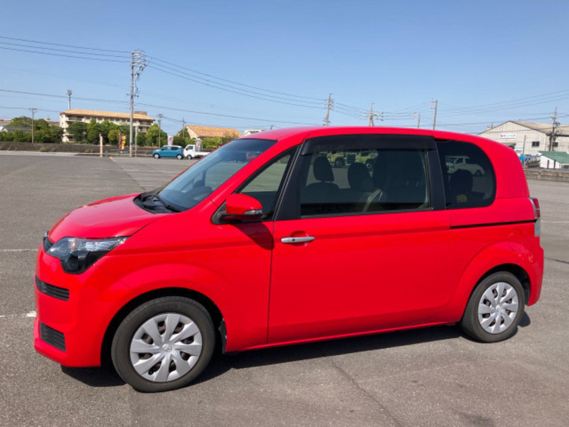 TOYOTA SPADE