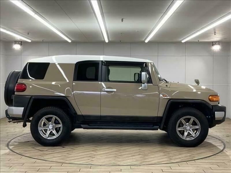 FJ CRUISER