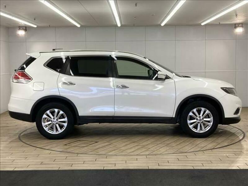 X-TRAIL-16