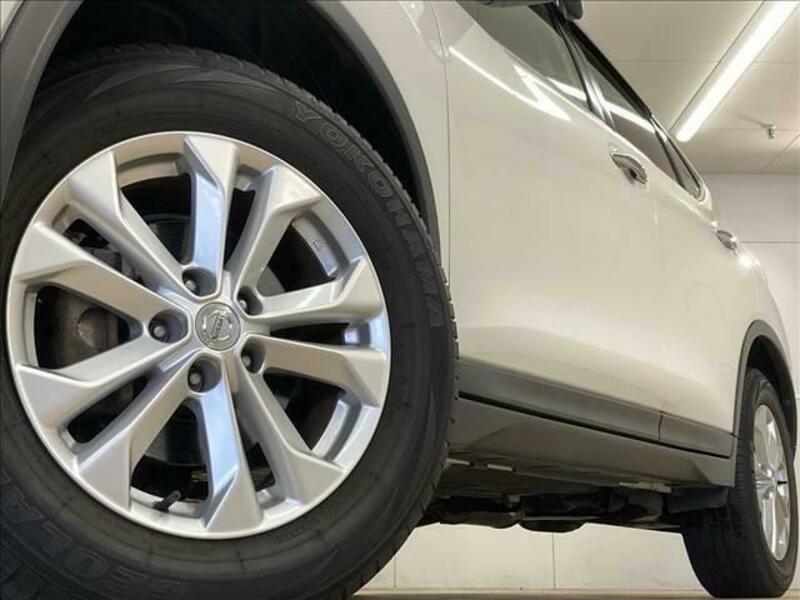 X-TRAIL-18