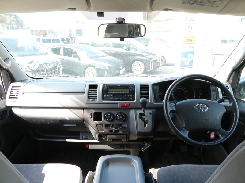HIACE VAN-7