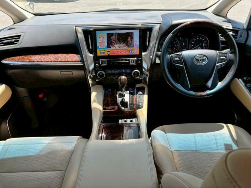 ALPHARD-4