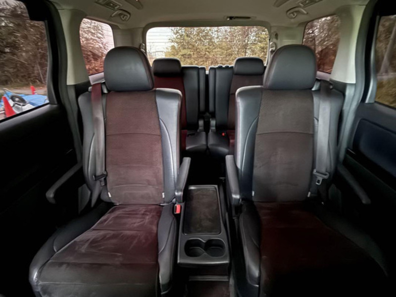 VELLFIRE-13
