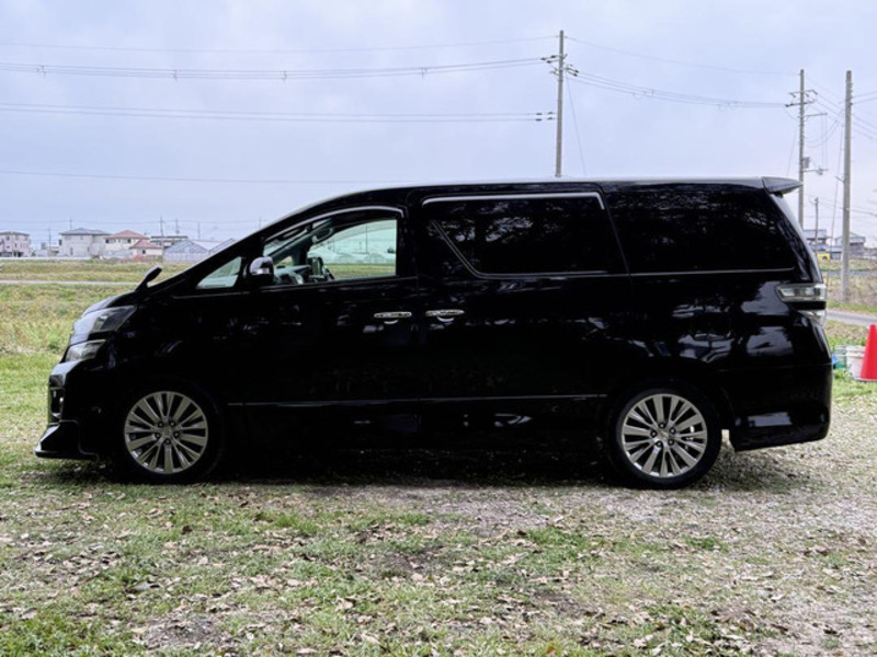 VELLFIRE-19