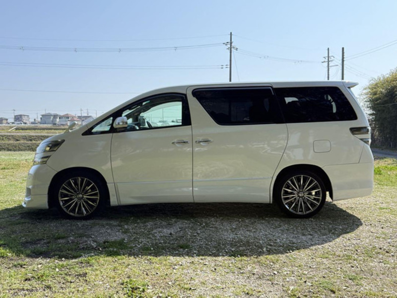 VELLFIRE-19