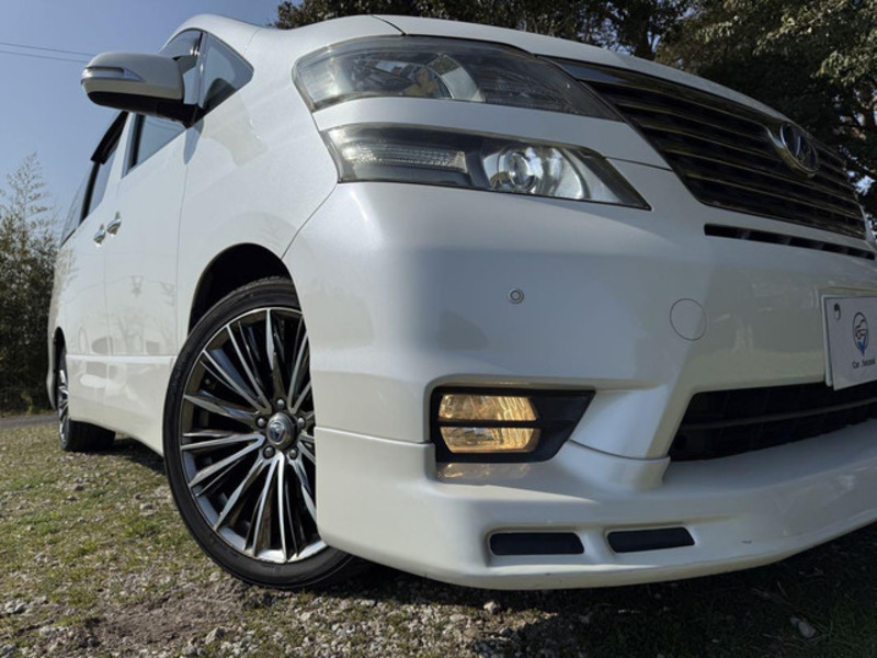 VELLFIRE-15