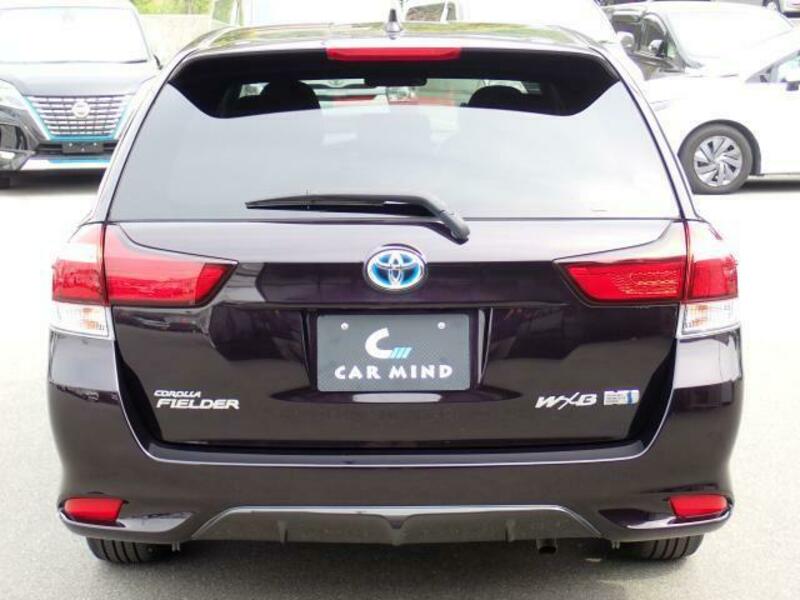 COROLLA FIELDER-1