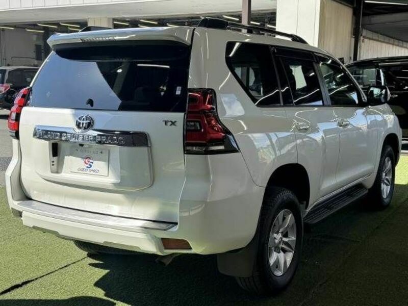 LAND CRUISER PRADO-16
