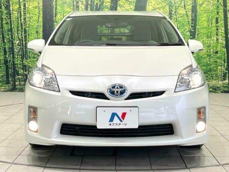 PRIUS-13
