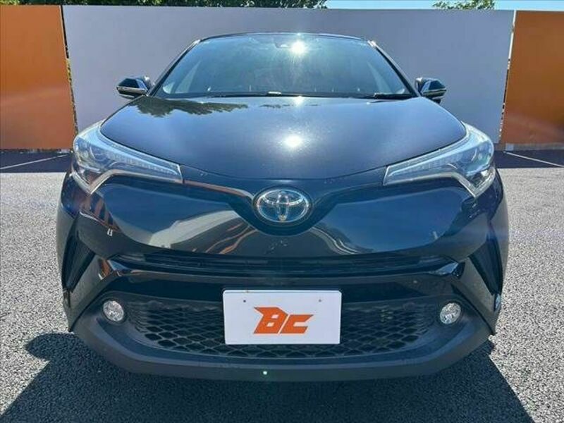 C-HR-8
