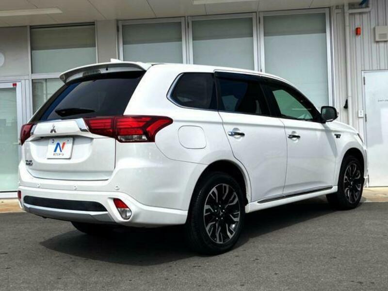 OUTLANDER PHEV