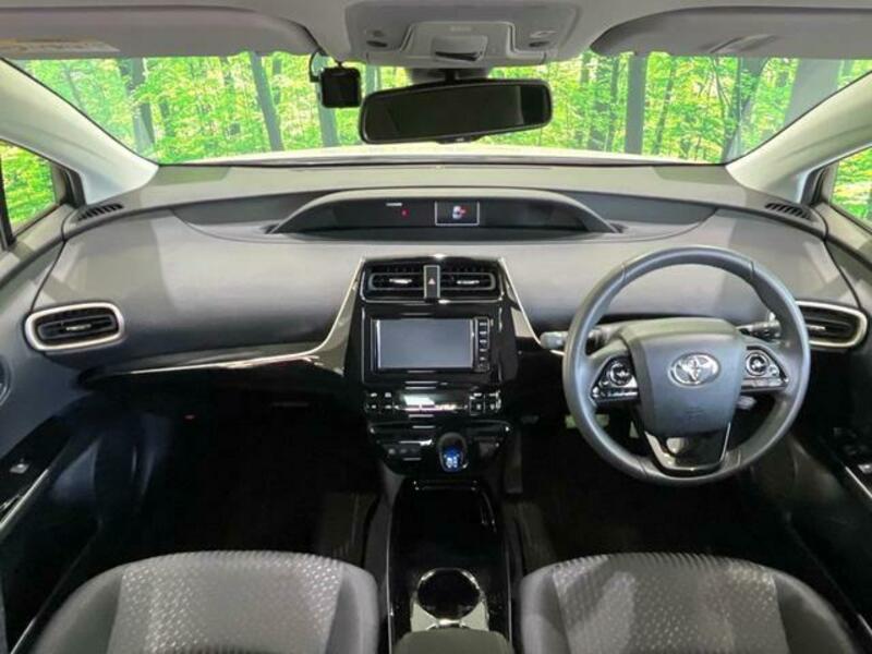 PRIUS-1