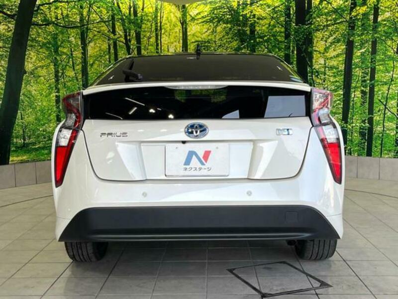 PRIUS-14