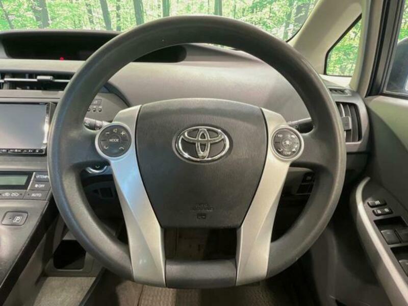 PRIUS-10