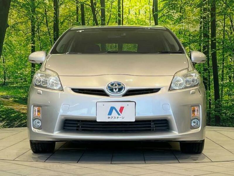 PRIUS-13