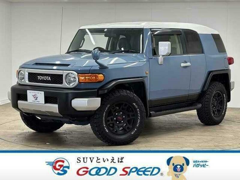 TOYOTA FJ CRUISER
