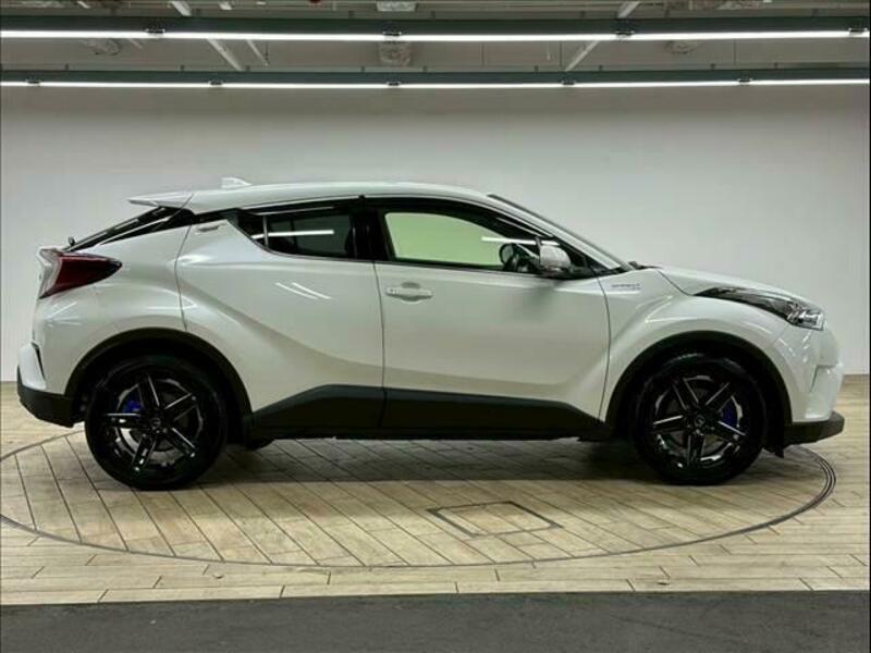 C-HR-17