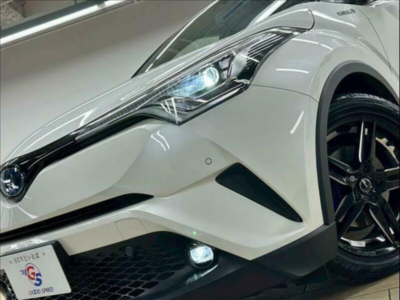 C-HR-9