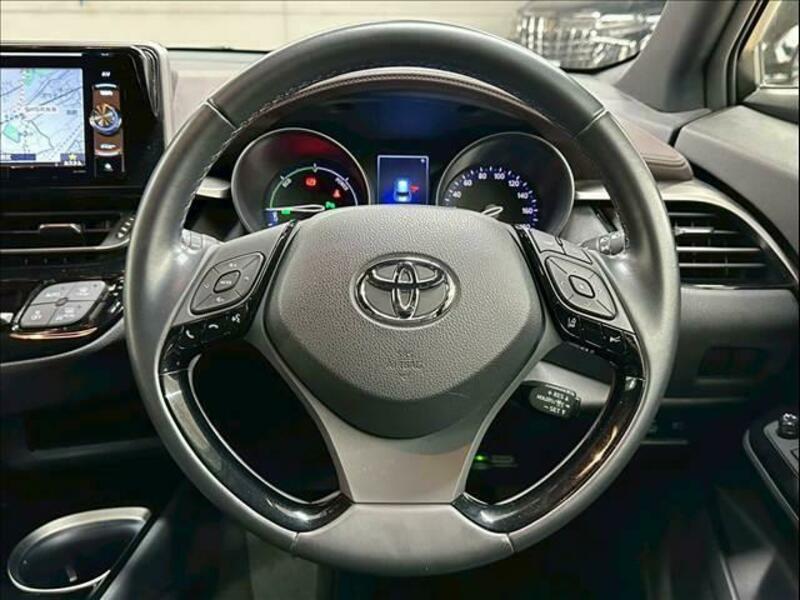 C-HR-12
