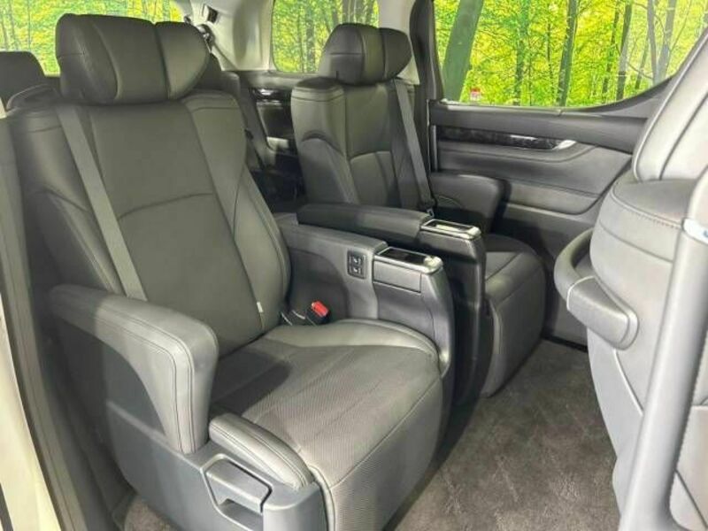 ALPHARD-9